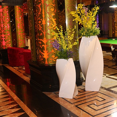 玻璃鋼黑色花箱