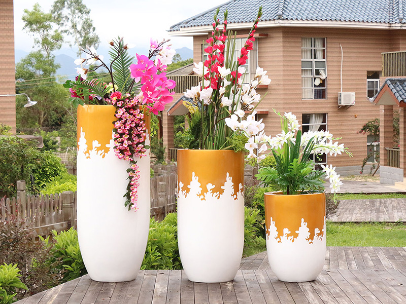 玻璃鋼子彈頭花盆組合