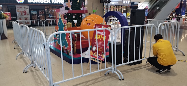 玻璃鋼卡通表情包雕塑創(chuàng)意擺件