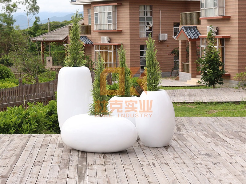 玻璃鋼花盆哪家好?玻璃鋼花盆廠家批發(fā)!