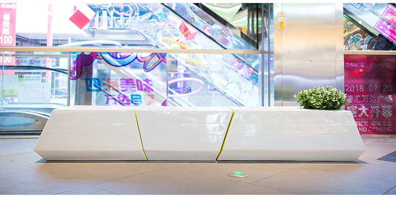 烏魯木齊萬達廣場商場美陳景觀雕塑小品花盆座椅案例