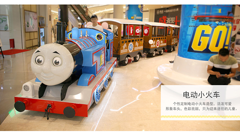 京基百納商場美陳景觀雕塑花盆座椅案例