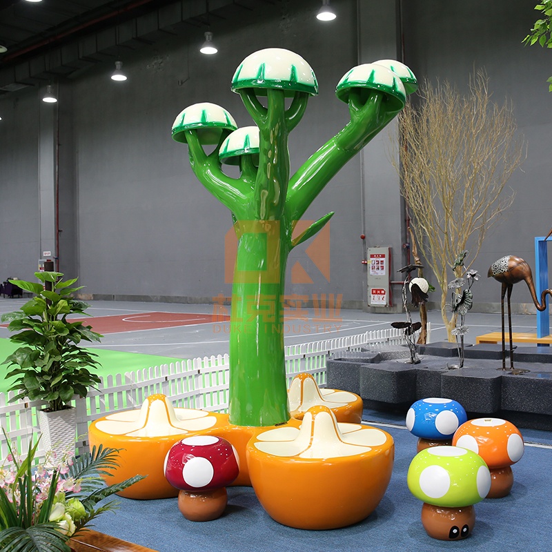 玻璃鋼哪里好?玻璃鋼美陳產(chǎn)品杜克值得信賴!