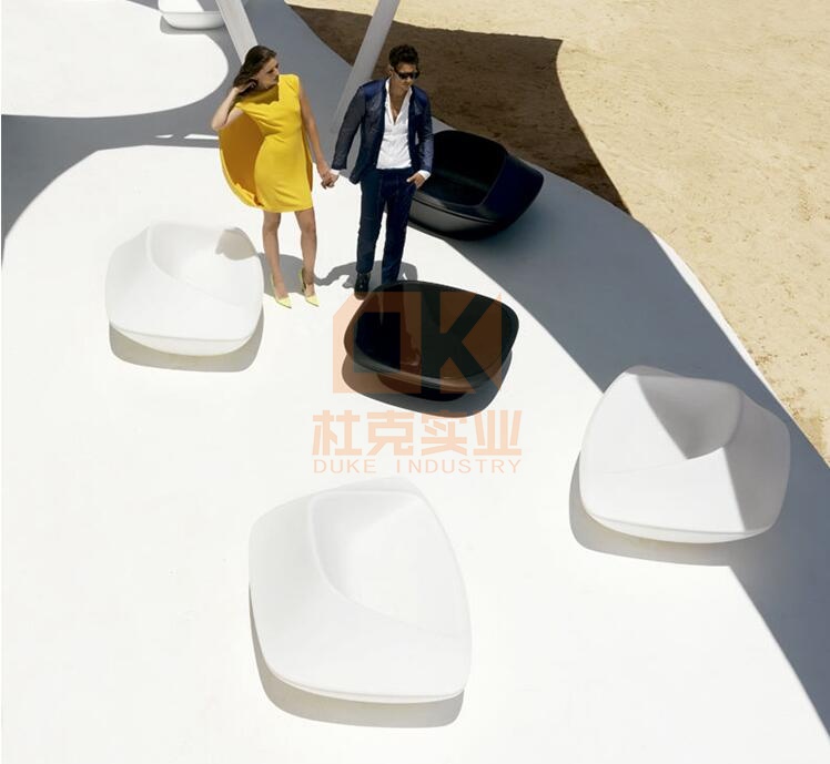 玻璃鋼休閑沙發(fā)茶幾組合