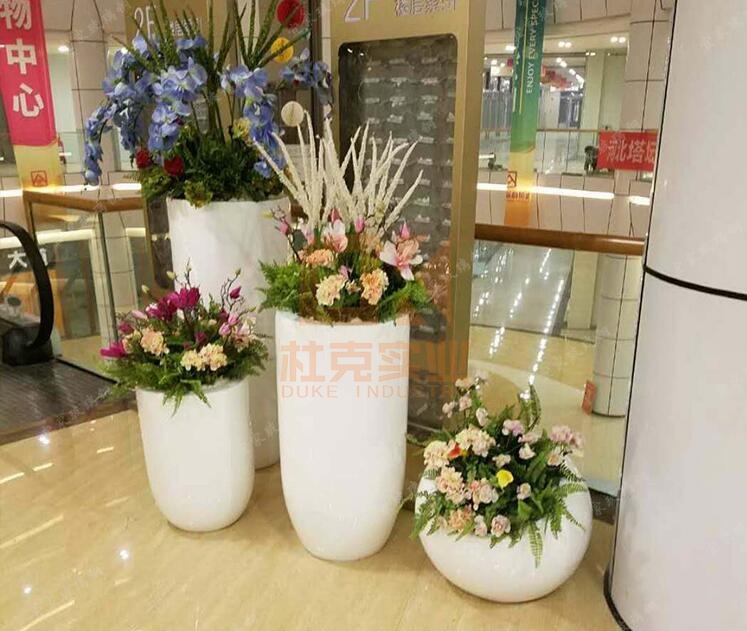 玻璃鋼創(chuàng)意花盆組合