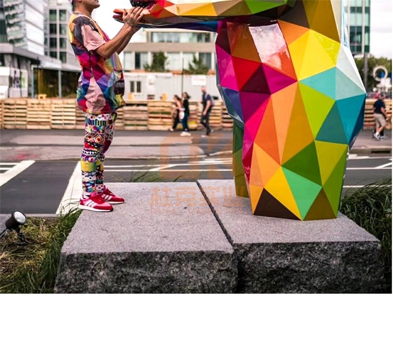 玻璃鋼動物雕塑