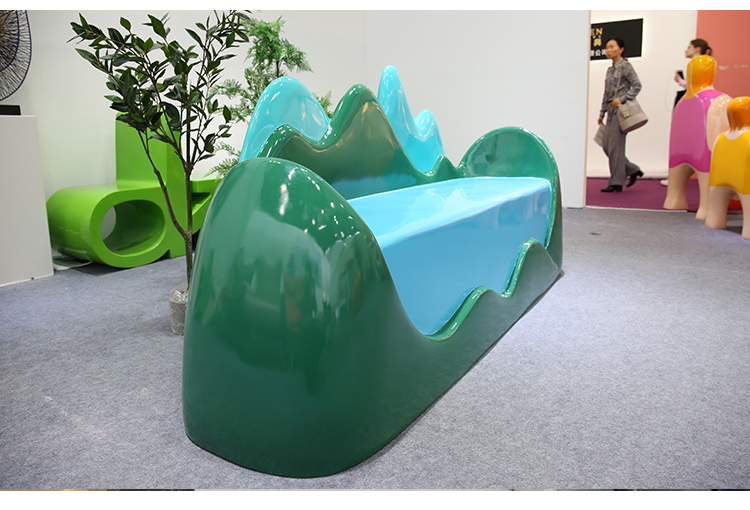 創(chuàng)意玻璃鋼沙發(fā)