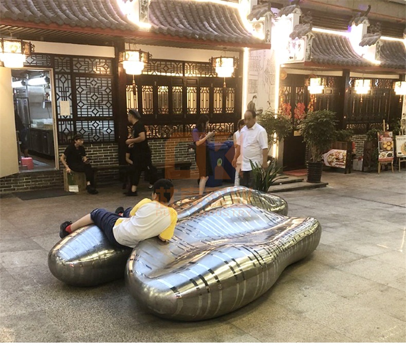 不銹鋼鵝卵石座椅