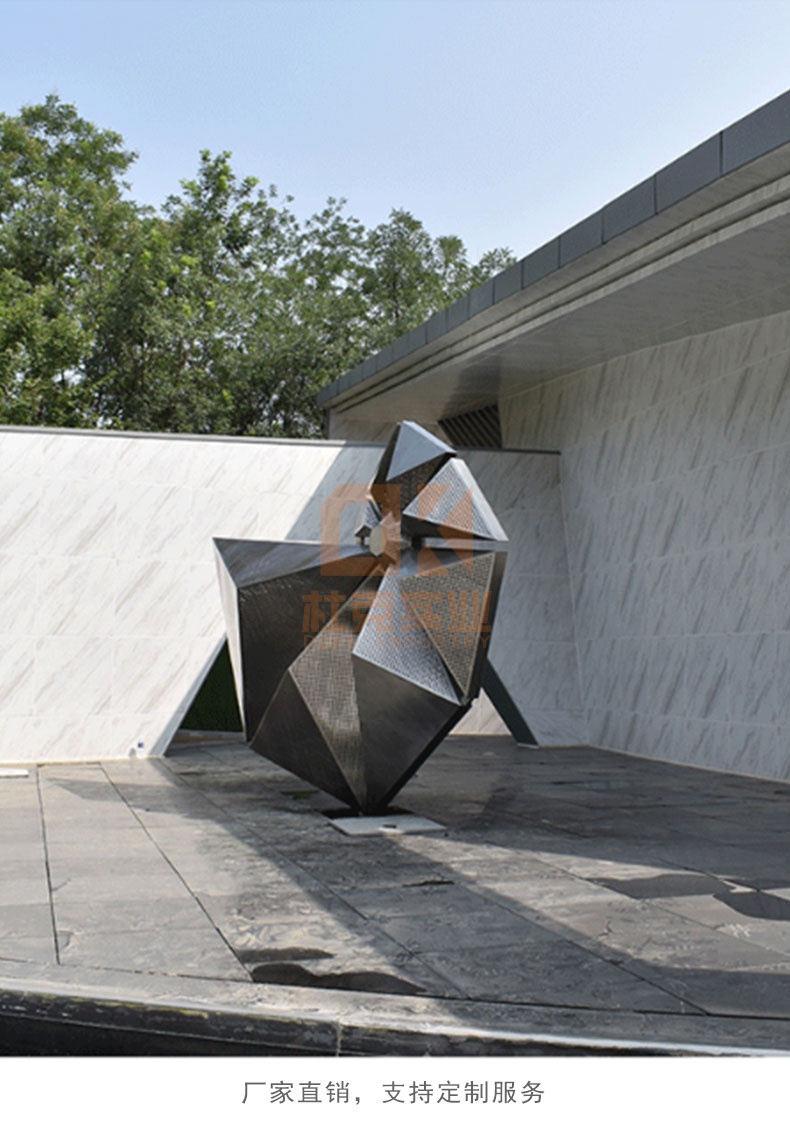 不銹鋼海螺景觀雕塑