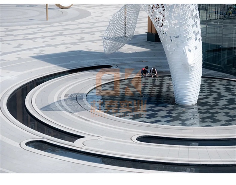 不銹鋼鏤空魚雕塑 不銹鋼鏤空魚雕塑