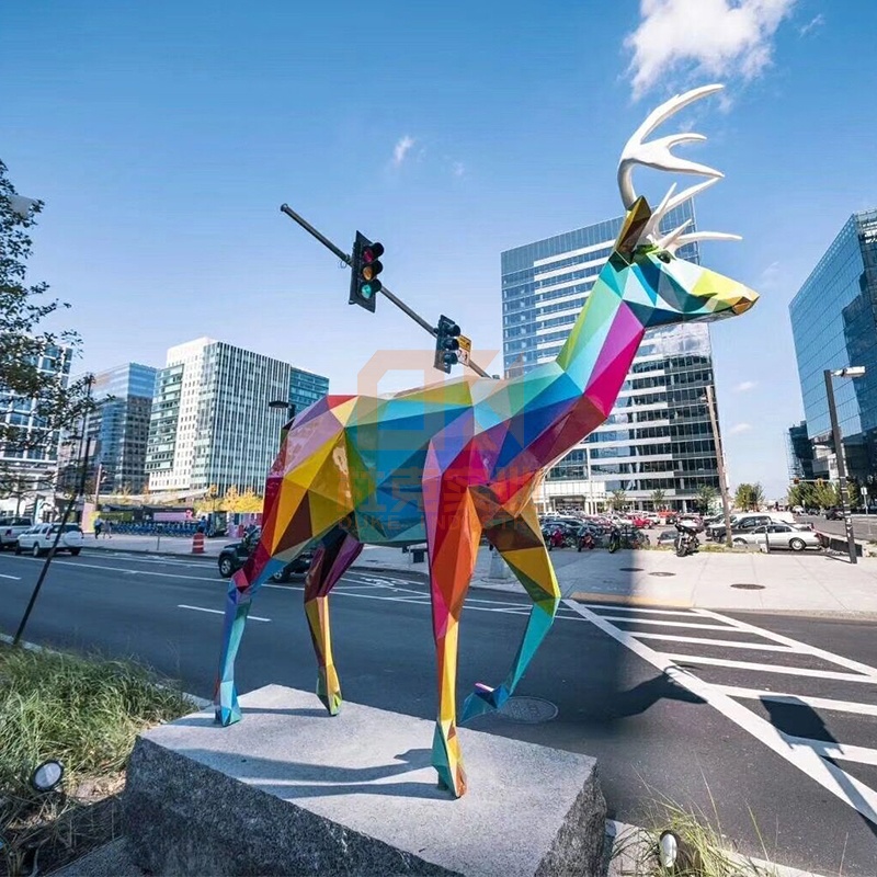 玻璃鋼雕塑制作廠家制作雕塑需要多長(zhǎng)時(shí)間?