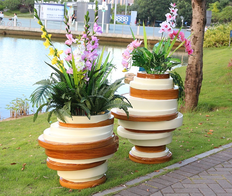 玻璃鋼花盆廠家，生產(chǎn)的玻璃鋼花盆!