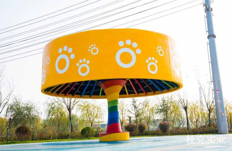 聊城萌寵小鎮(zhèn)商業(yè)美陳景觀雕塑小品案例