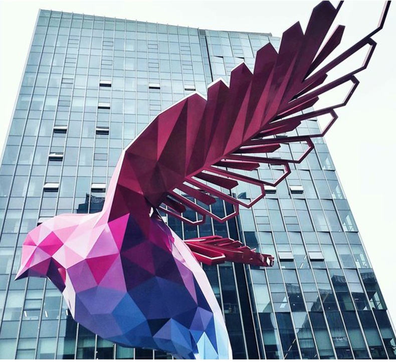 不銹鋼燕子動(dòng)物雕塑