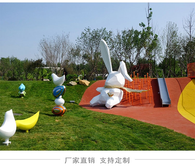 玻璃鋼切面兔子雕塑云朵景觀擺件 玻璃鋼切面兔子雕塑云朵景觀擺件