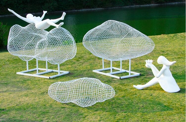 不銹鋼鏤空云朵雕塑擺件，校園景區(qū)廣場都喜歡擺放