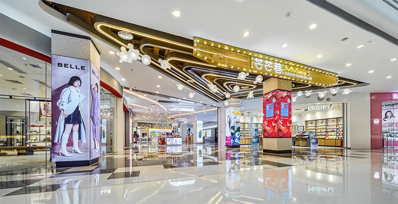 臺州萬達廣場商業(yè)美陳改造