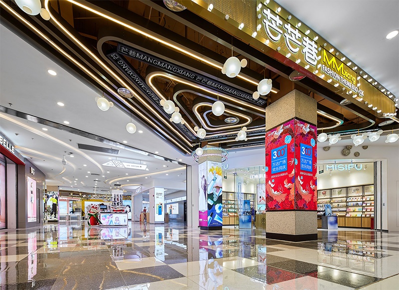 臺州萬達廣場商業(yè)美陳改造