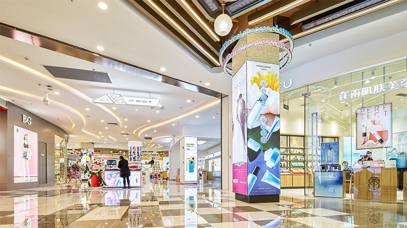 臺州萬達廣場商業(yè)美陳改造