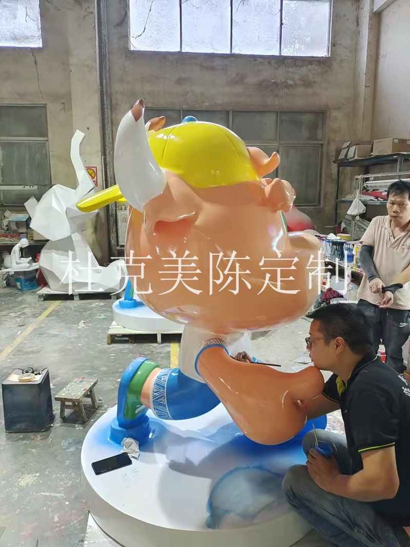 玻璃鋼卡通牛雕塑創(chuàng)意動(dòng)物景觀擺件 玻璃鋼卡通牛雕塑創(chuàng)意動(dòng)物景觀擺件