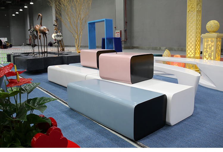 玻璃鋼長條坐凳藝術(shù)景觀座椅