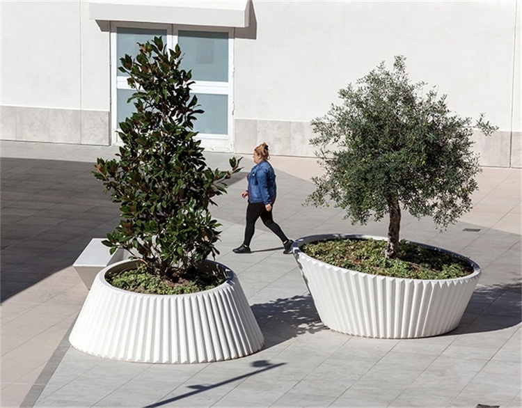 玻璃鋼景觀花盆藝術(shù)造型商業(yè)花箱 玻璃鋼景觀花盆藝術(shù)造型商業(yè)花箱