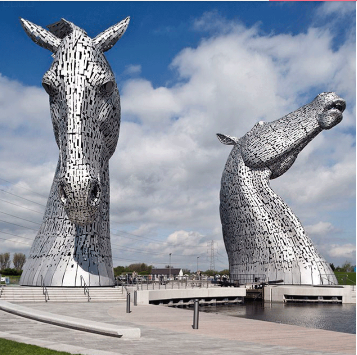 不銹鋼馬雕塑動(dòng)物造型戶(hù)外景觀小品擺件