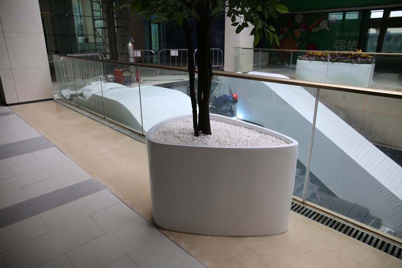 亞鋼1號(hào)商業(yè)戶外景觀美陳雕塑小品制作案例