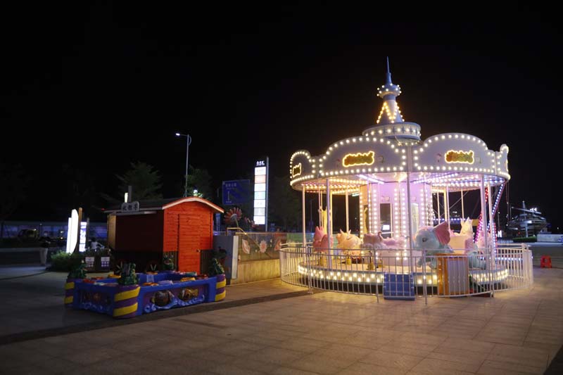 廣州合生匯商業(yè)美陳綜合體美陳景觀雕塑花盆座椅案例