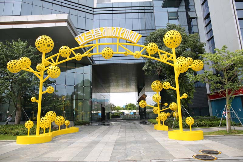 亞鋼1號(hào)商業(yè)戶外景觀美陳雕塑小品制作案例