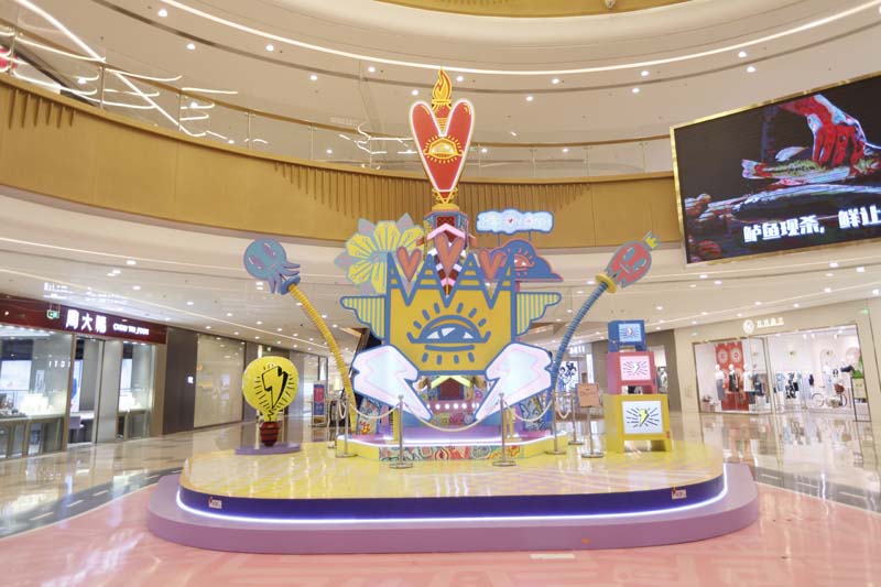 廣州合生匯商業(yè)美陳綜合體美陳景觀雕塑花盆座椅案例