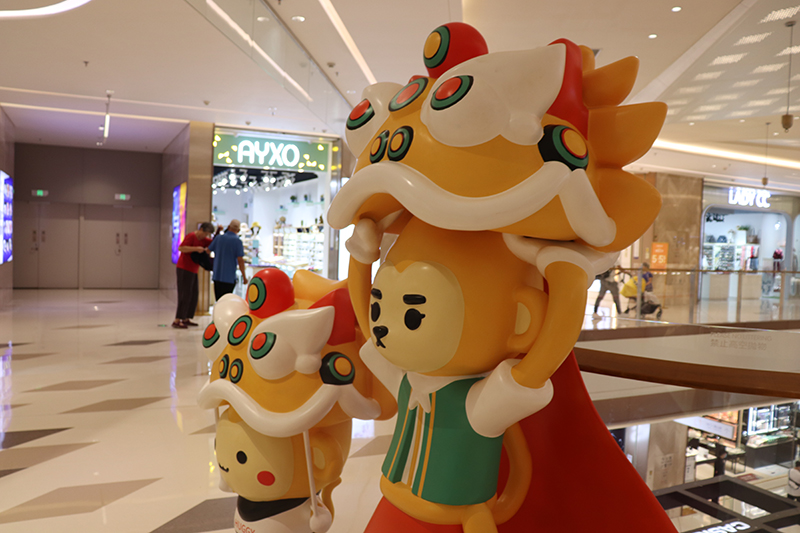 玻璃鋼卡通猴子雕塑大型動(dòng)物廣場(chǎng)裝飾IP擺件 玻璃鋼卡通猴子雕塑大型動(dòng)物廣場(chǎng)裝飾IP擺件