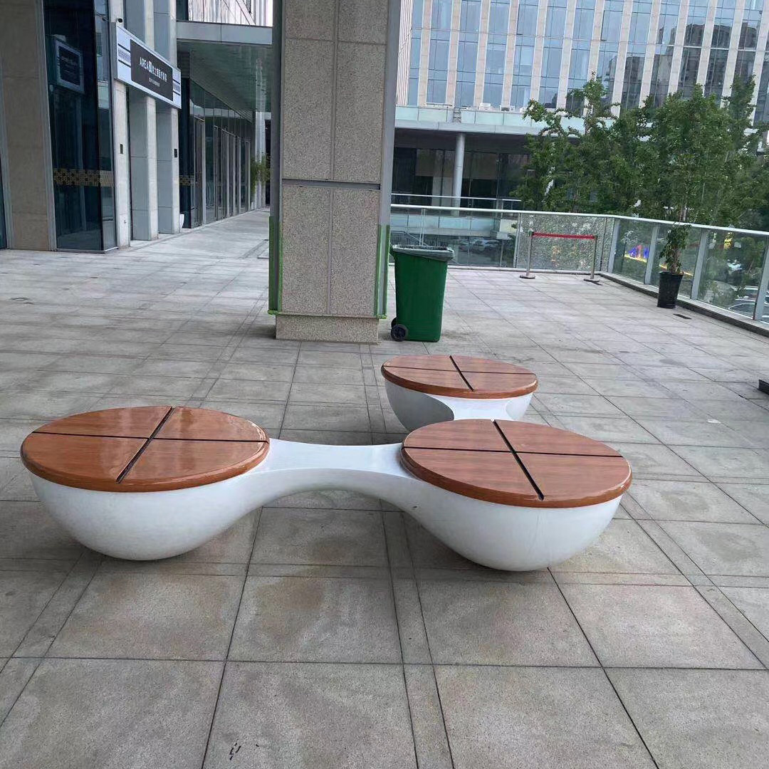 戶外玻璃鋼木面三人位異形坐凳景觀廣場(chǎng)休閑座椅 戶外玻璃鋼木面三人位異形坐凳景觀廣場(chǎng)休閑座椅