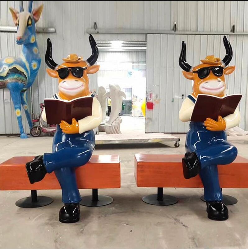 玻璃鋼仿真牛雕塑戶外不銹鋼卡通動物擺件