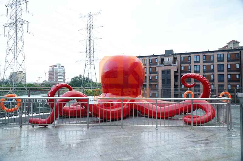 上海中環(huán)太平洋廣場美陳景觀雕塑小品制作案例