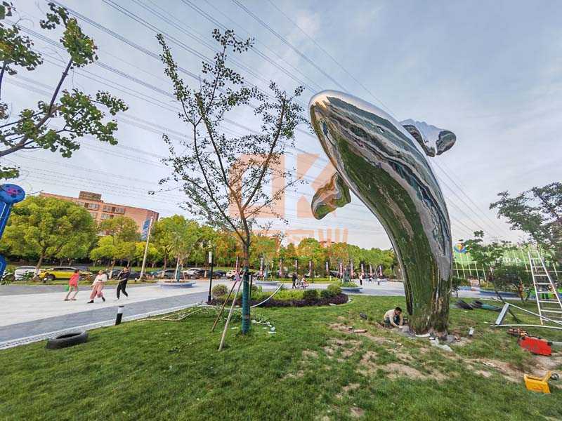 上海中環(huán)太平洋廣場美陳景觀雕塑小品制作案例