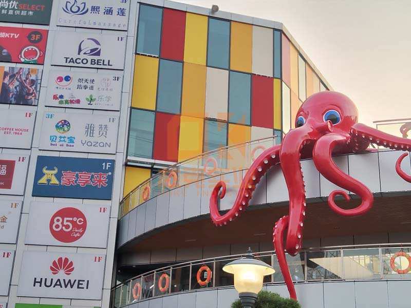 上海中環(huán)太平洋廣場美陳景觀雕塑小品制作案例