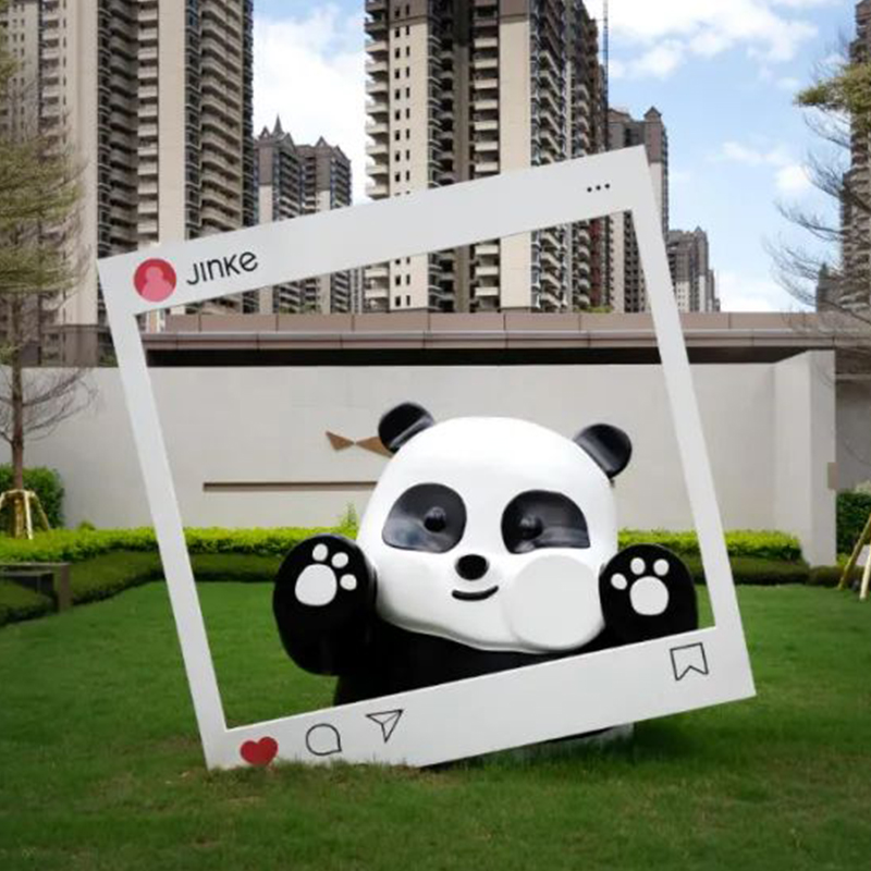 玻璃鋼大型熊貓爬墻雕塑切面景觀動(dòng)物擺件