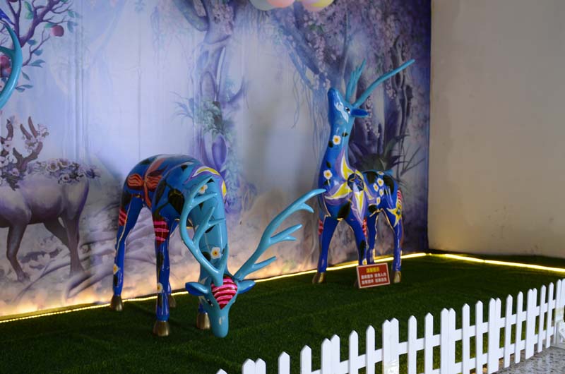 廣西桂林購物公園美陳景觀雕塑小品花盆座椅案例 廣西桂林購物公園美陳景觀雕塑小品花盆座椅案例