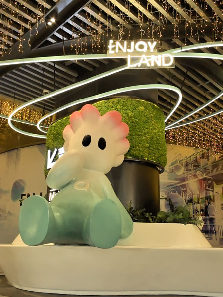 浙江衢州青悅里美陳景觀玻璃鋼雕塑案例