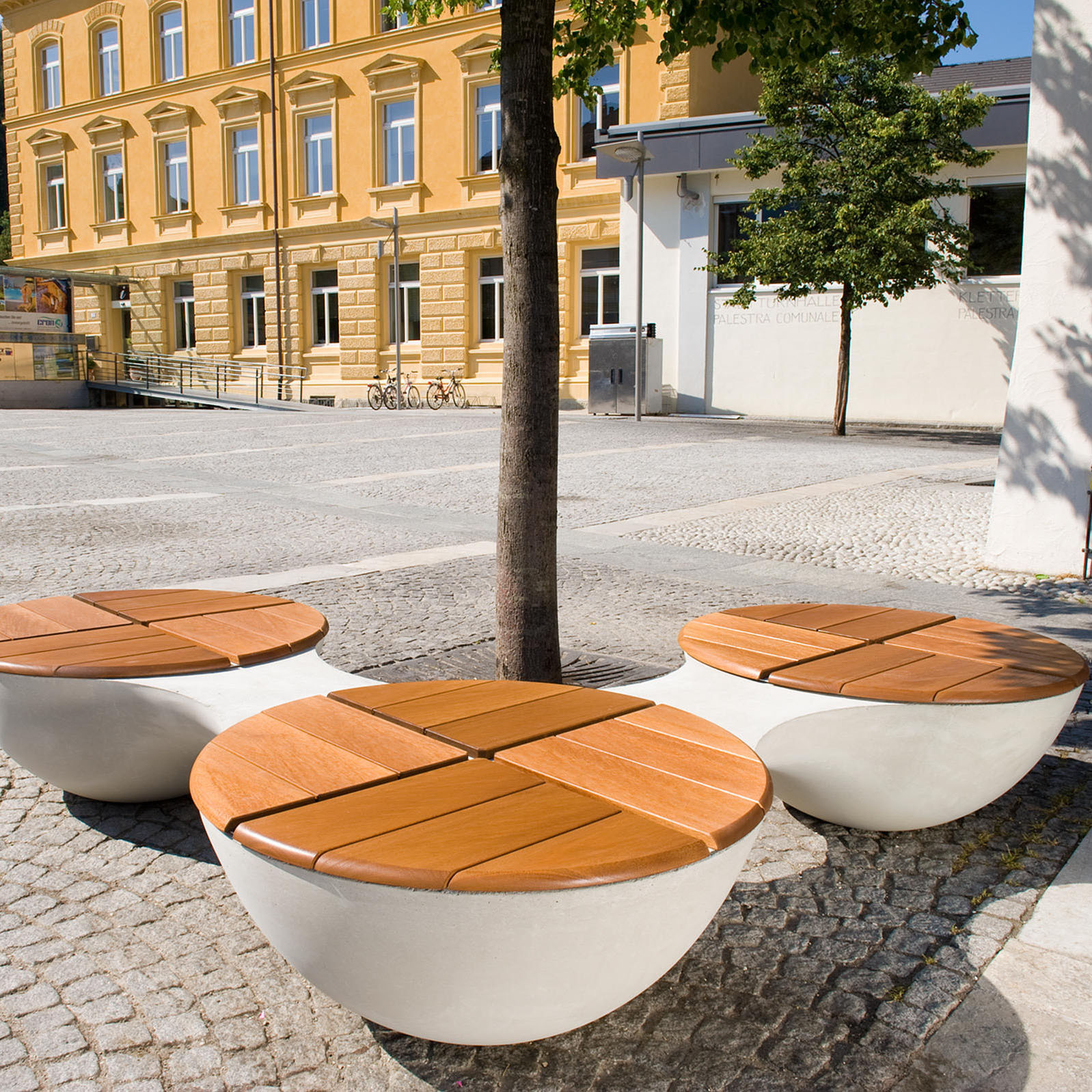 玻璃鋼生產(chǎn)廠家，生產(chǎn)定制的玻璃鋼制品!