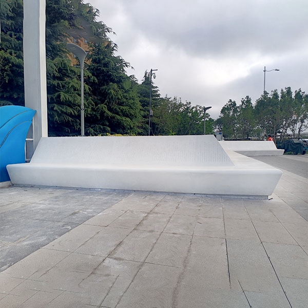 GRC混凝土異形樹池坐凳UHPC水磨石座椅 GRC混凝土異形樹池坐凳UHPC水磨石座椅