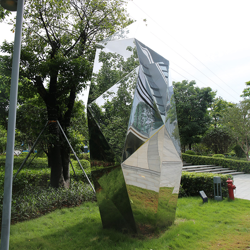 大型不銹鋼鏡面景觀雕塑異形藝術(shù)擺件