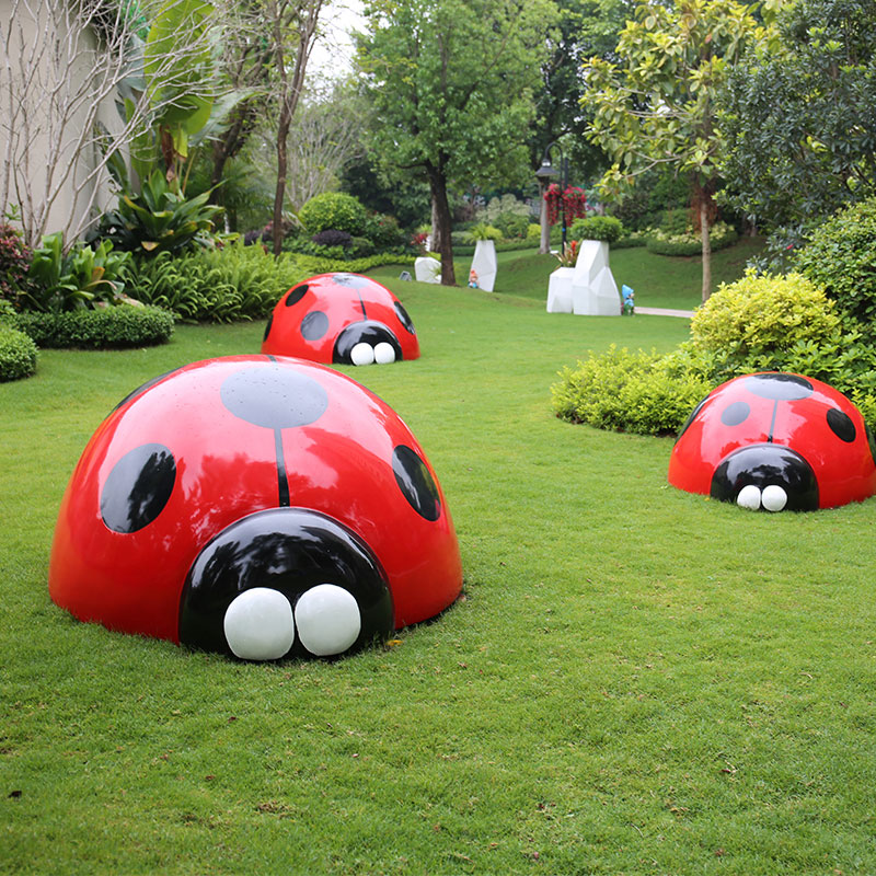 商業(yè)住宅區(qū)中的景觀雕塑小品擺件有哪些？