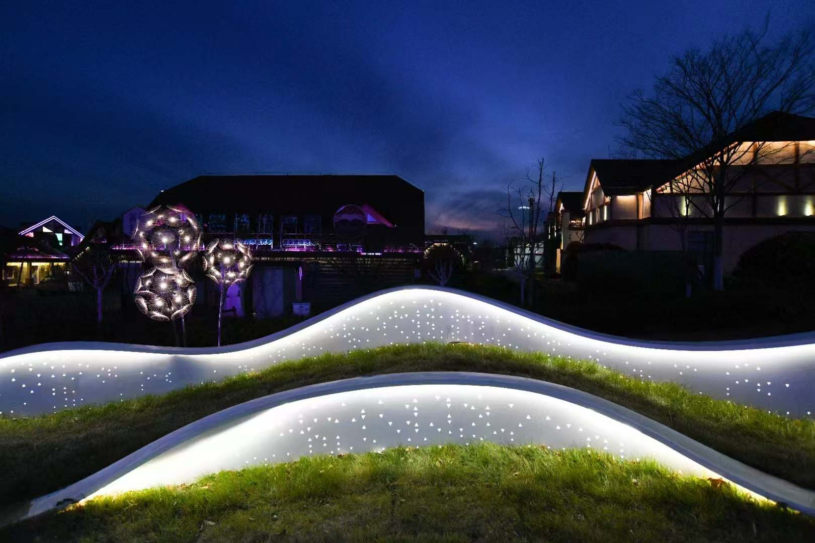 青島鋁板發(fā)光圍擋樹池定制案例