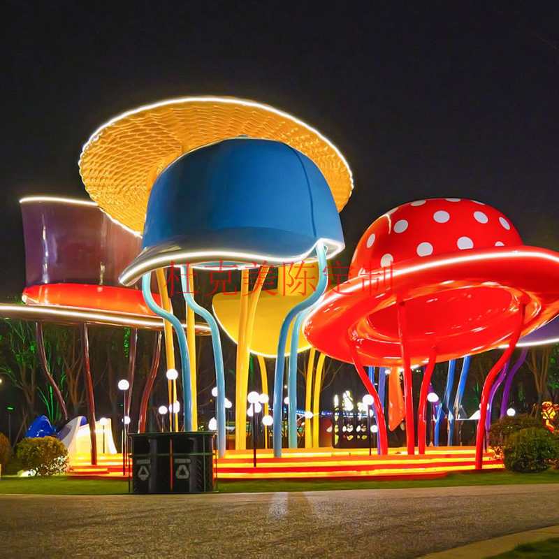 玻璃鋼帽子造型雕塑景區(qū)小鎮(zhèn)景觀小品擺件