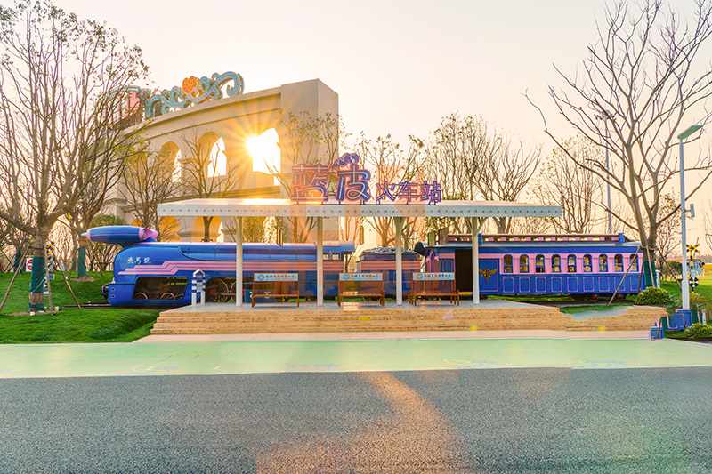 不銹鋼火車造型雕塑旅游景觀網紅打卡擺件小品 不銹鋼火車造型雕塑旅游景觀網紅打卡擺件小品